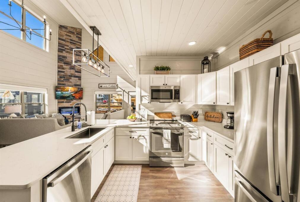 Smoky Fun Cabin Pigeon Forge Extérieur photo